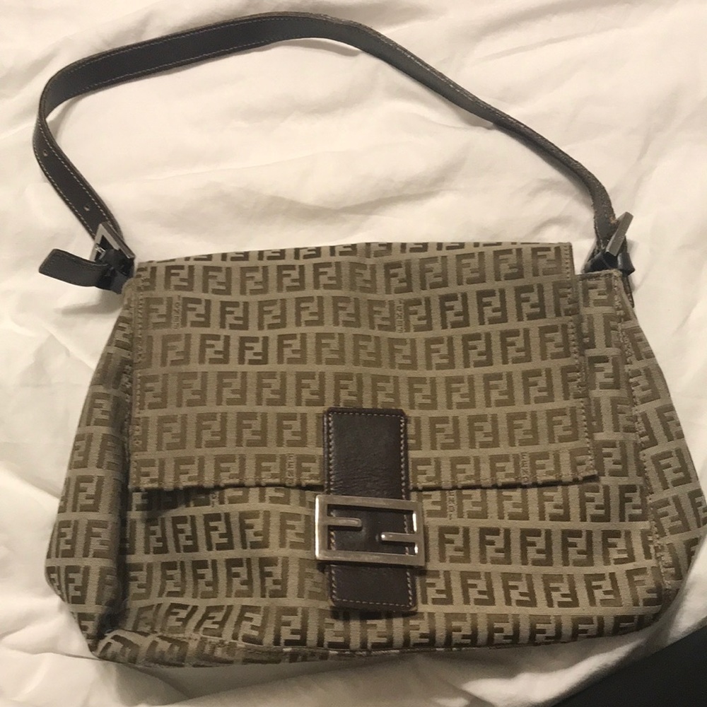 Vintage Fendi Mama Baguette
